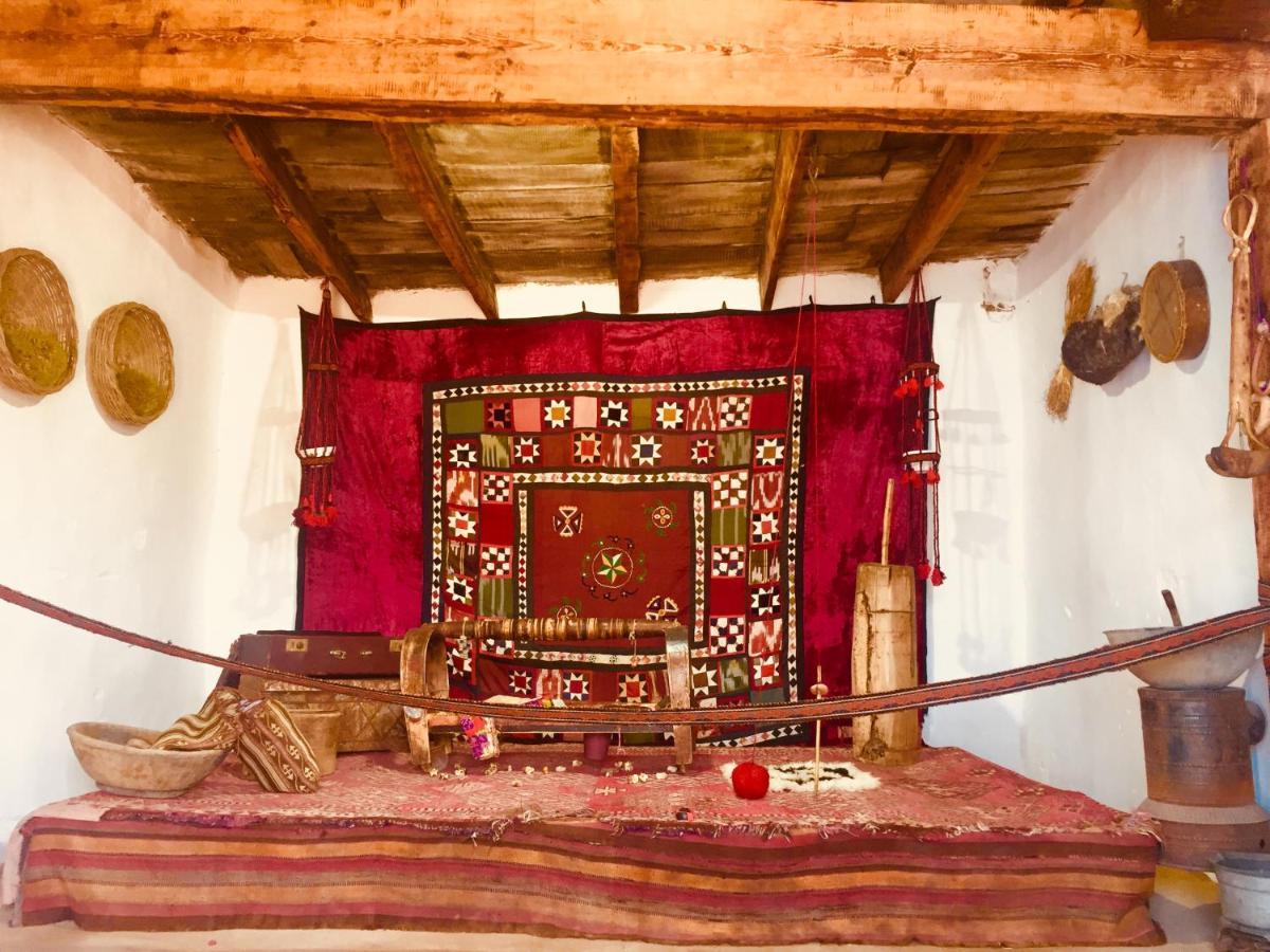 Tilek Guest House Sary-Mogul Esterno foto